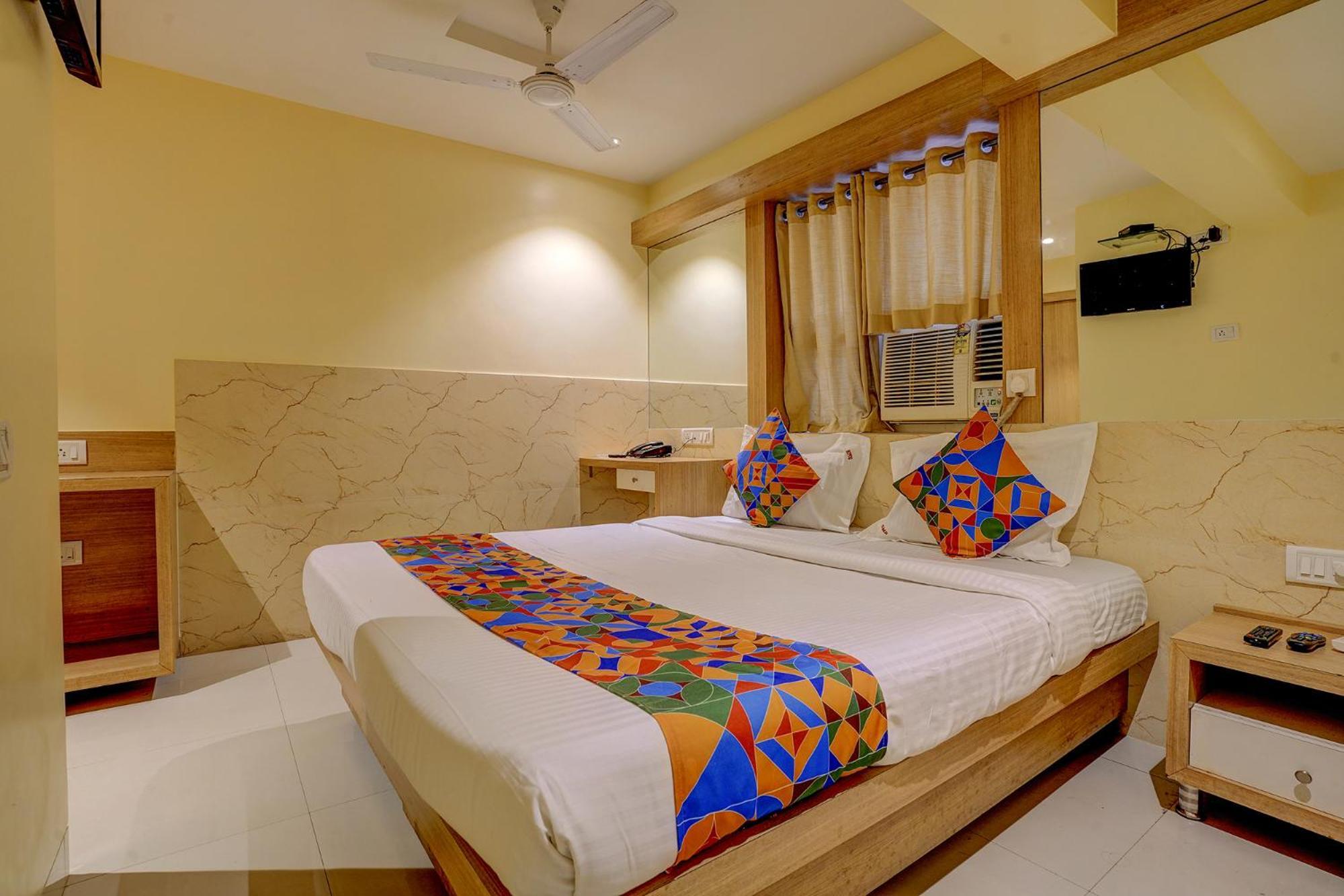 Fabhotel Starwood Residency - Behind Bmw Car Showroom Navi Mumbai Exterior foto