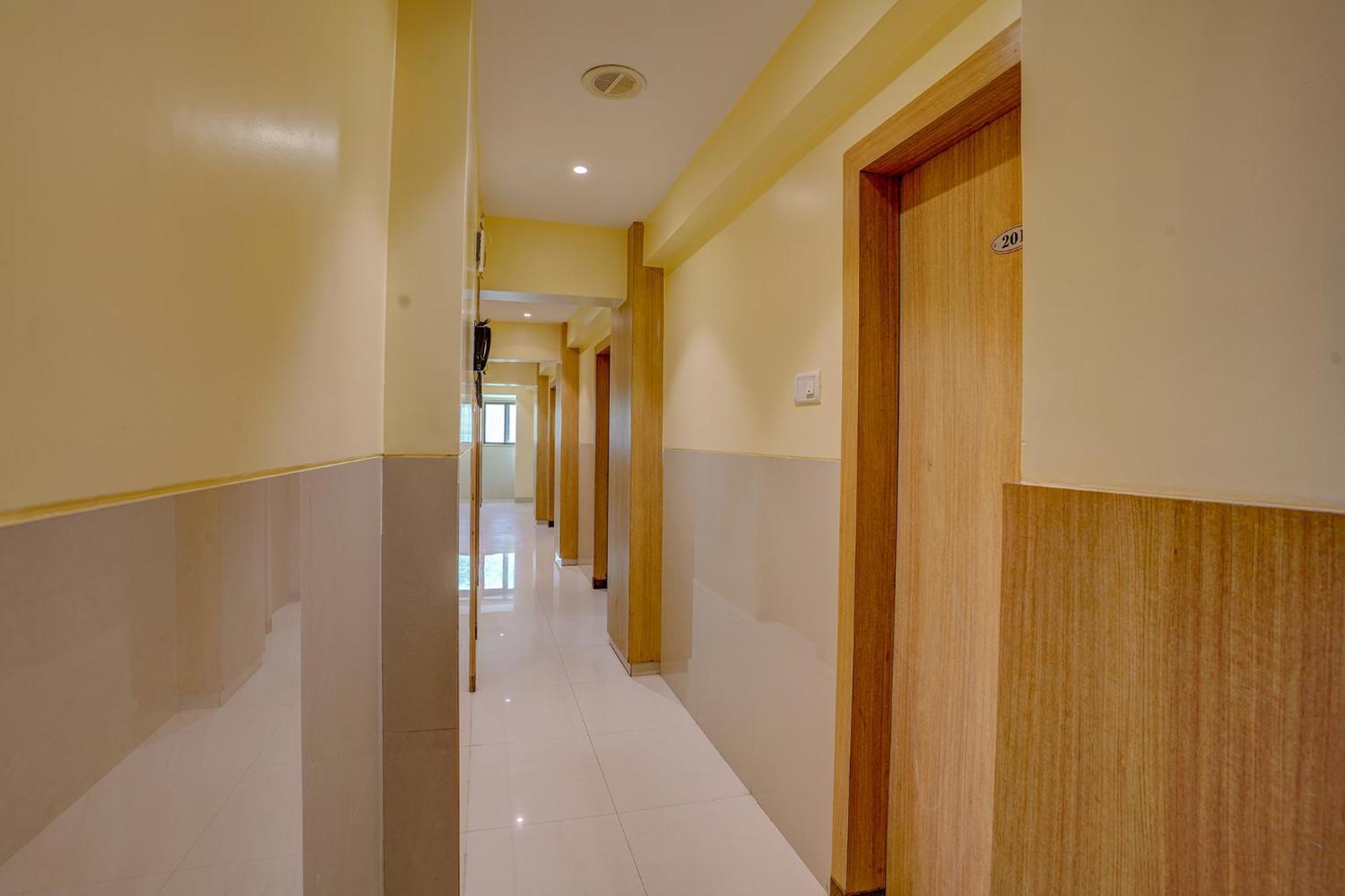 Fabhotel Starwood Residency - Behind Bmw Car Showroom Navi Mumbai Exterior foto